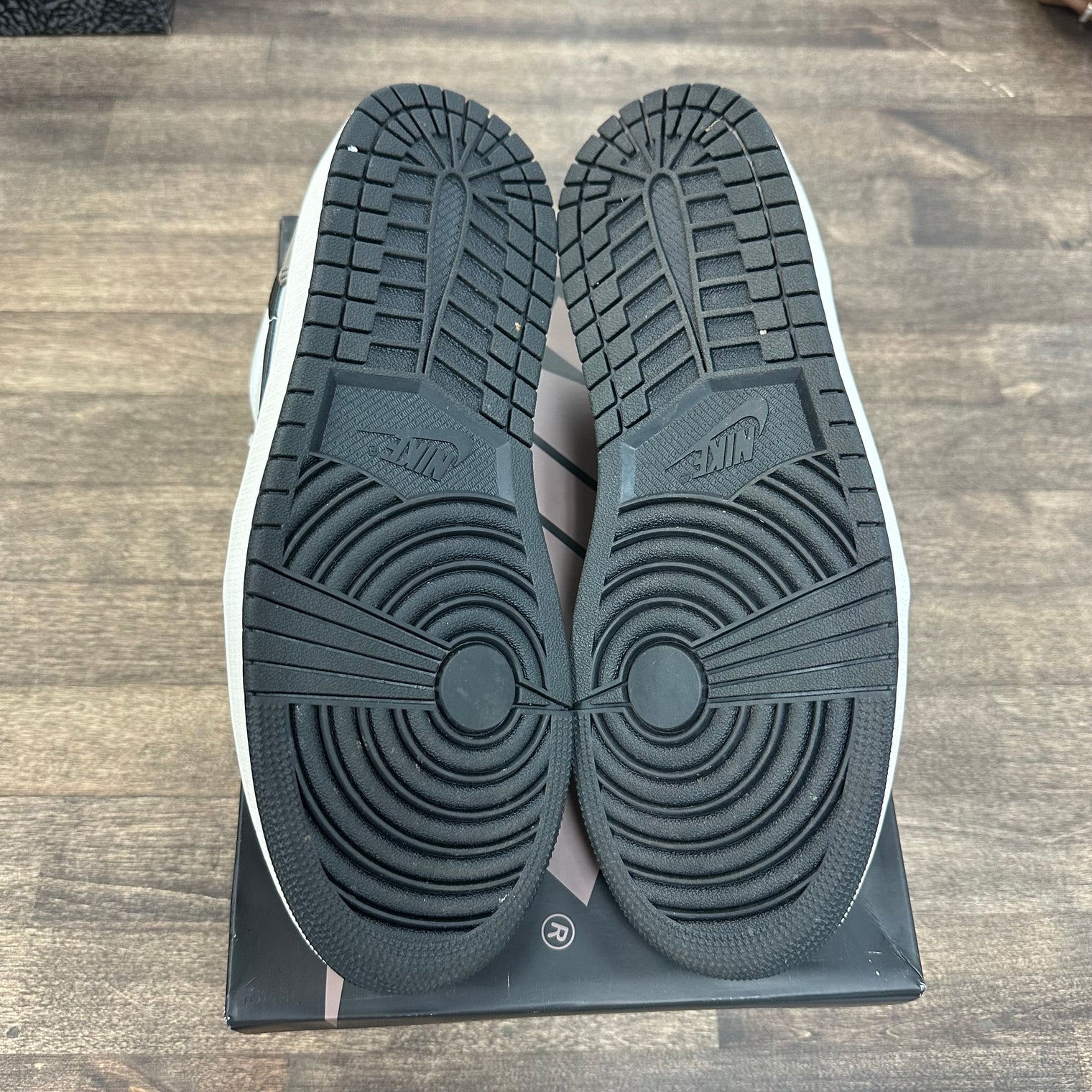 Mocha Jordan 1 Low OG (USED)