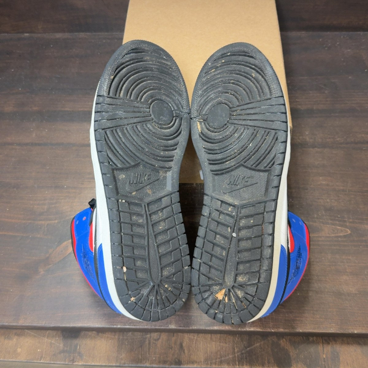 Jordan 1 Mid Top 3 Size 12 (Pre-Owned) - Image 7
