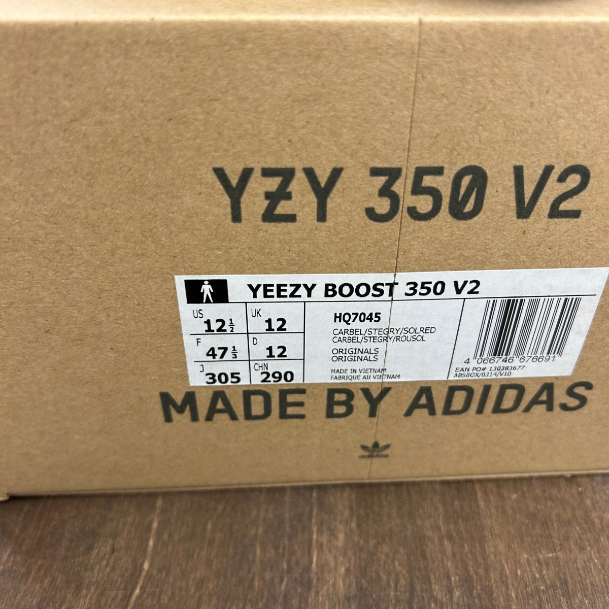 adidas Yeezy Boost 350 V2 Carbon Beluga - Image 6