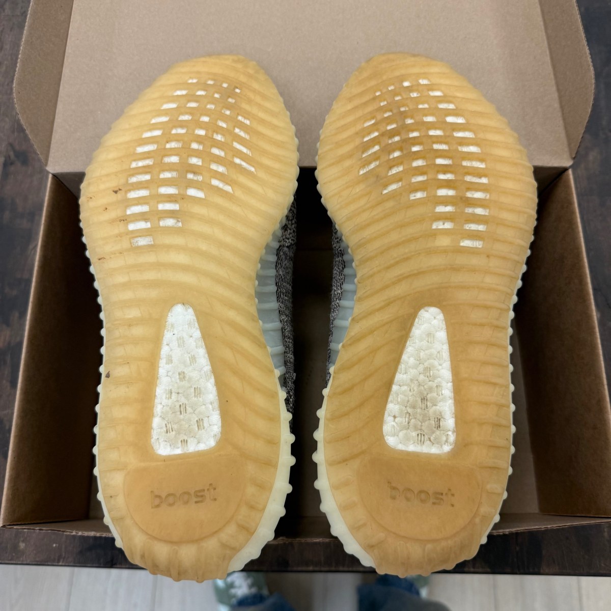 adidas Yeezy Boost 350 V2 Zyon Size 11 (Pre-Owned) - Image 6