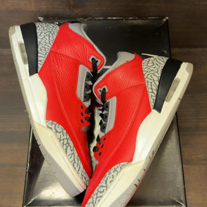 Jordan 3 Retro SE Unite Size 9.5 (Pre-Owned) - Image 2