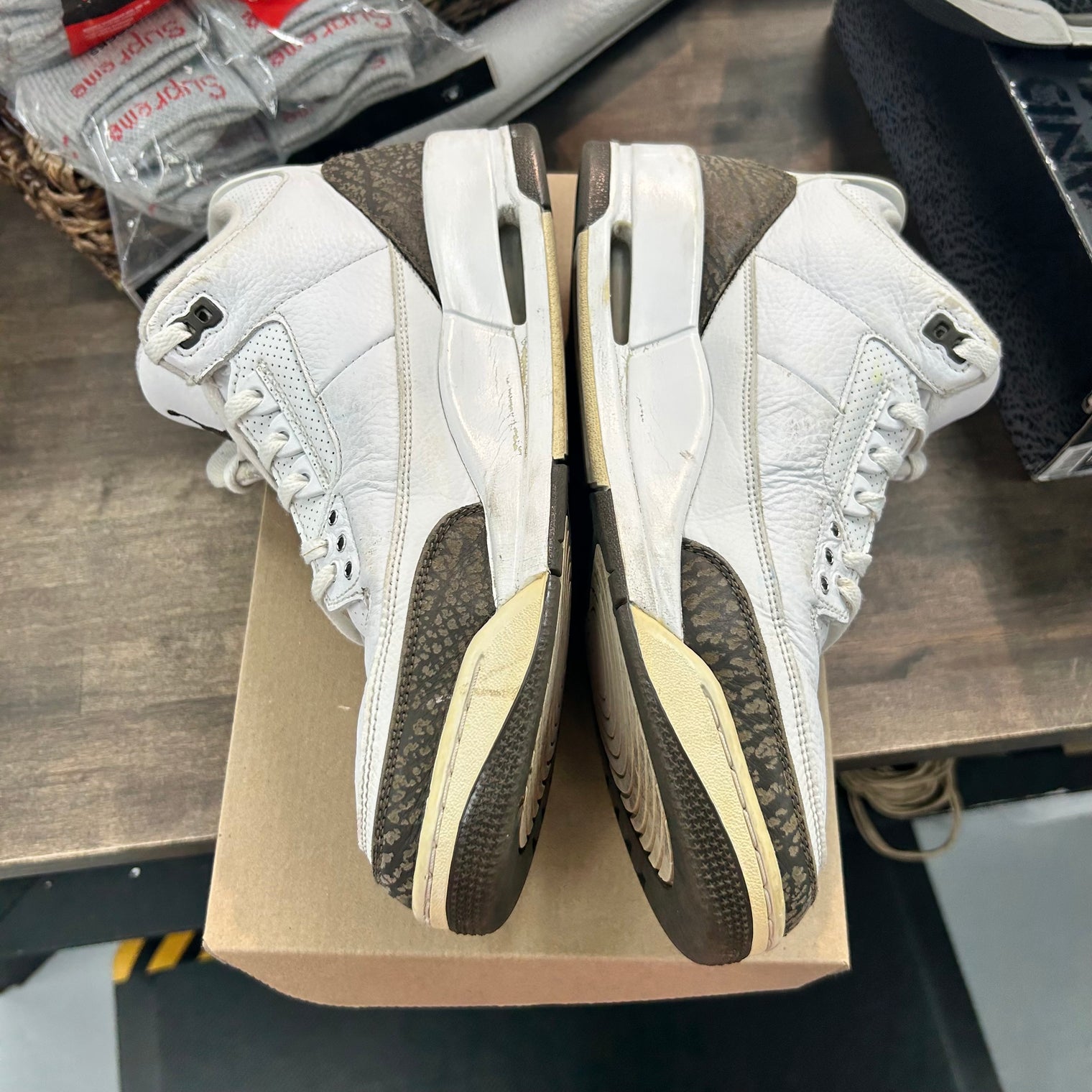 Mocha Jordan 3 (2018) (USED, No Box)