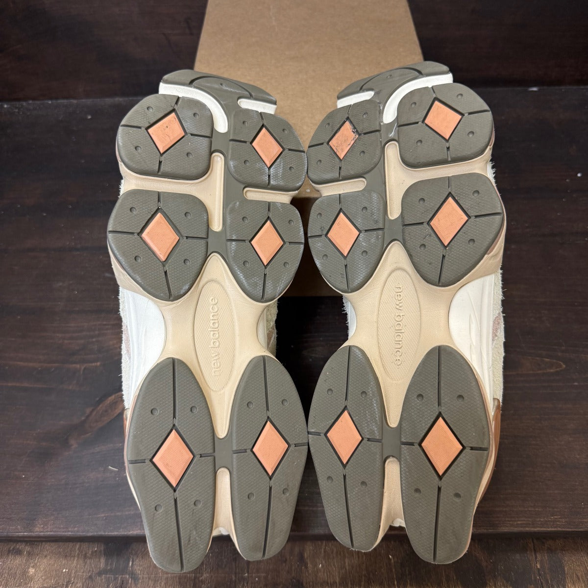 New Balance 9060 Flat Taupe Light Sparrow (Foot Locker Exclusive) Size 12 (Pre-Owned) - Image 6