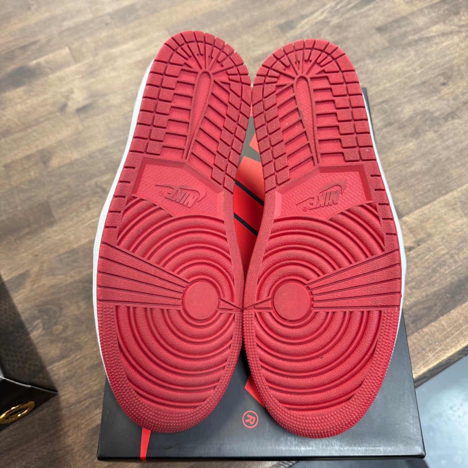 Black Toe Jordan 1 Low OG (USED)