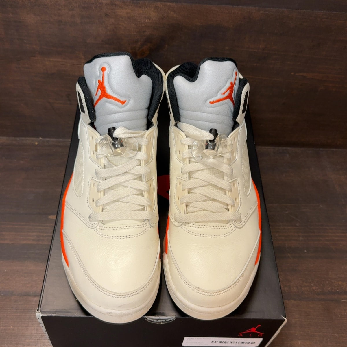Jordan 5 Retro Shattered Backboard Size 9.5 (Pre-Owned) - tag