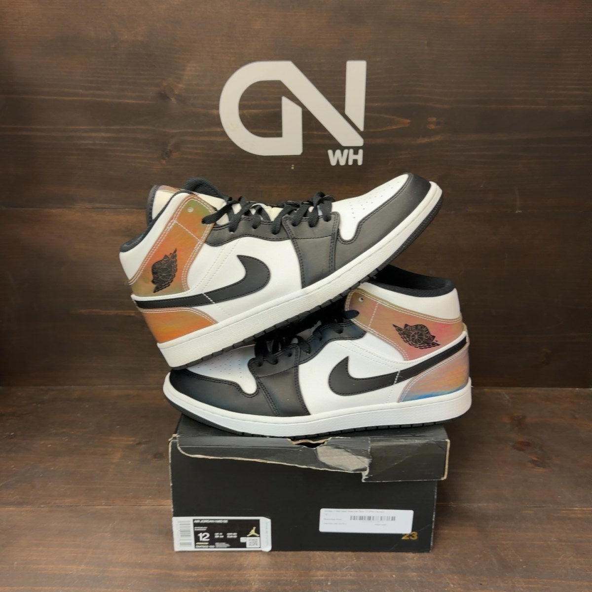Jordan 1 Mid Heat Reactive - Image 1