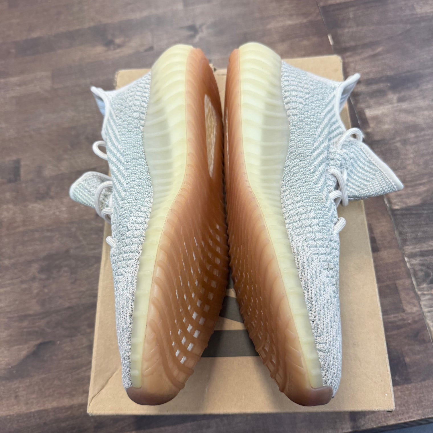 Citrin Yeezy 350 (USED)