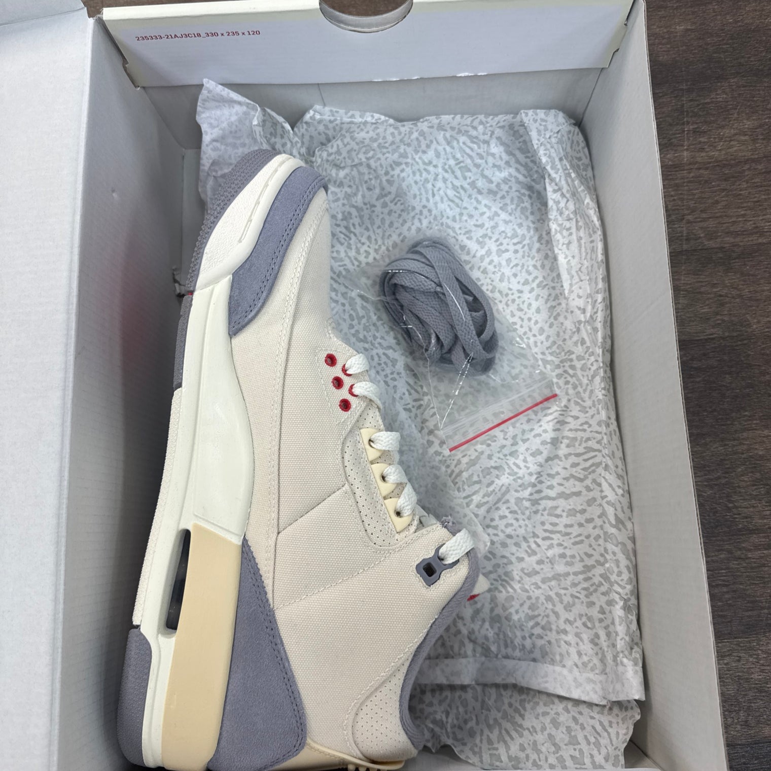 Jordan 3 Muslin (Lightly Worn)