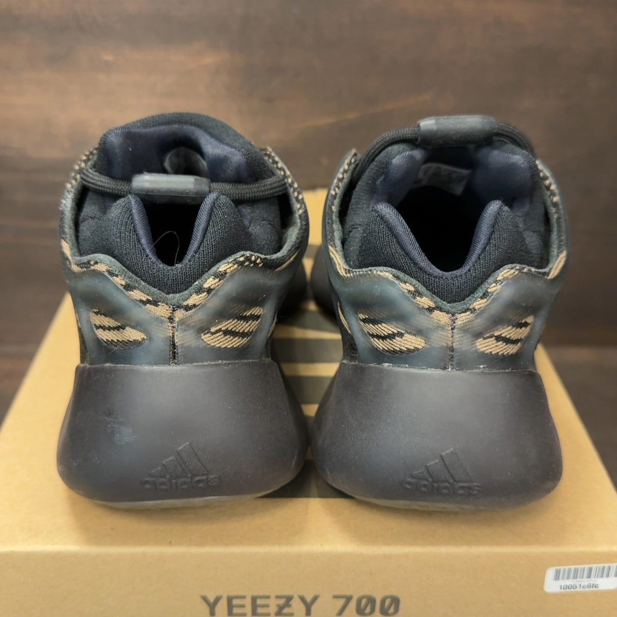 adidas Yeezy 700 V3 Clay Brown - Image 5