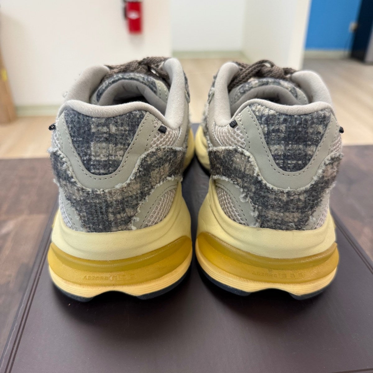 New Balance 2010 Joe Freshgoods Bag Lady - Image 3