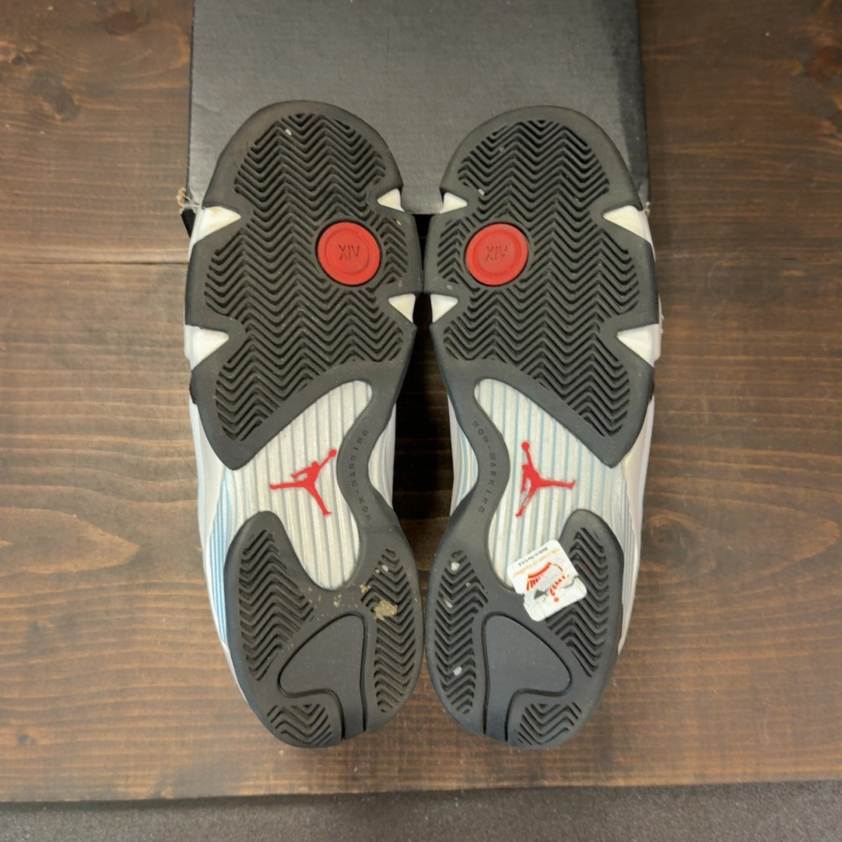 Jordan 14 Retro Black Toe (2024) (GS) - Image 9