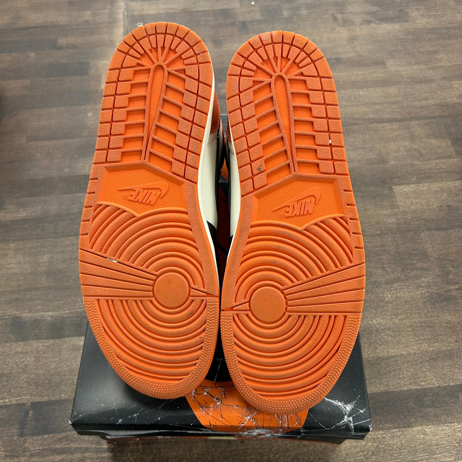 Shattered Backboard Jordan 1 Retro OG (2025) (USED)