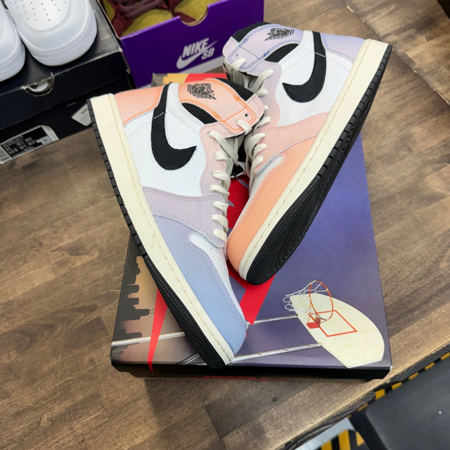 Skyline Jordan 1 Retro High OG (USED)