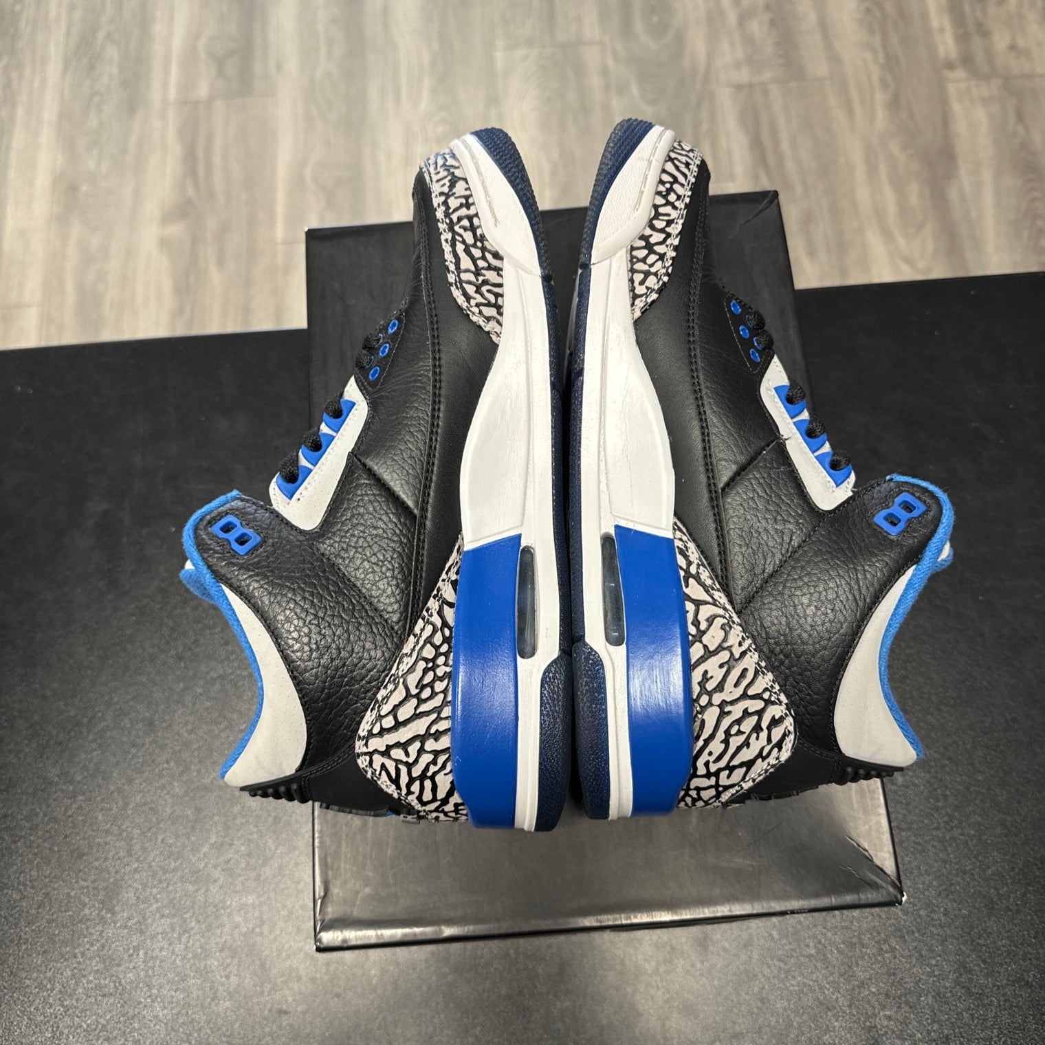 Sport Blue Jordan 3 (USED)