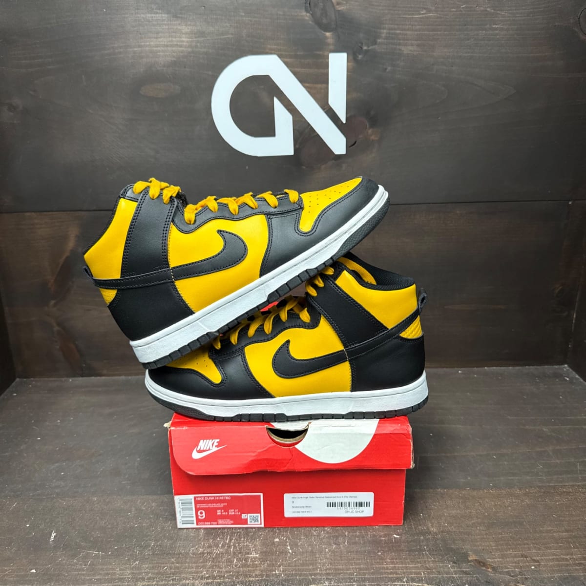 Nike Dunk High Retro Reverse Goldenrod Size 9 (Pre-Owned) - front