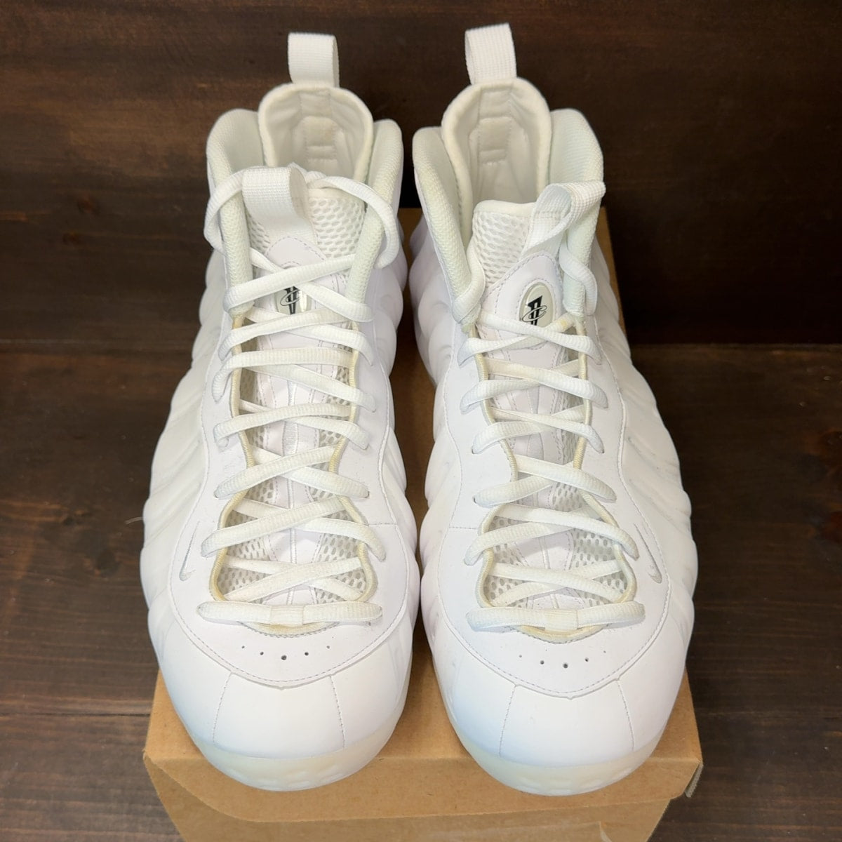Nike Air Foamposite One Triple White Size 13 (Pre-Owned) - Image 3
