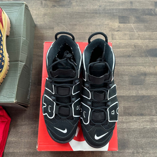 Nike Air More Uptempo Black White - Image 2