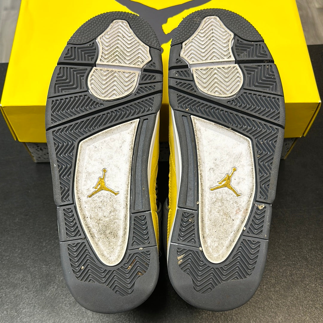 Lightning Jordan 4 (USED)