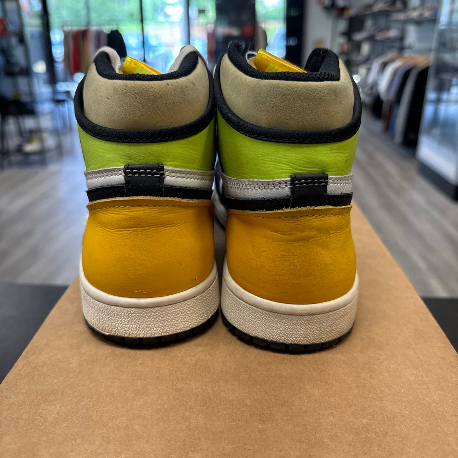 Volt Gold Jordan 1 High (USED;NO BOX)