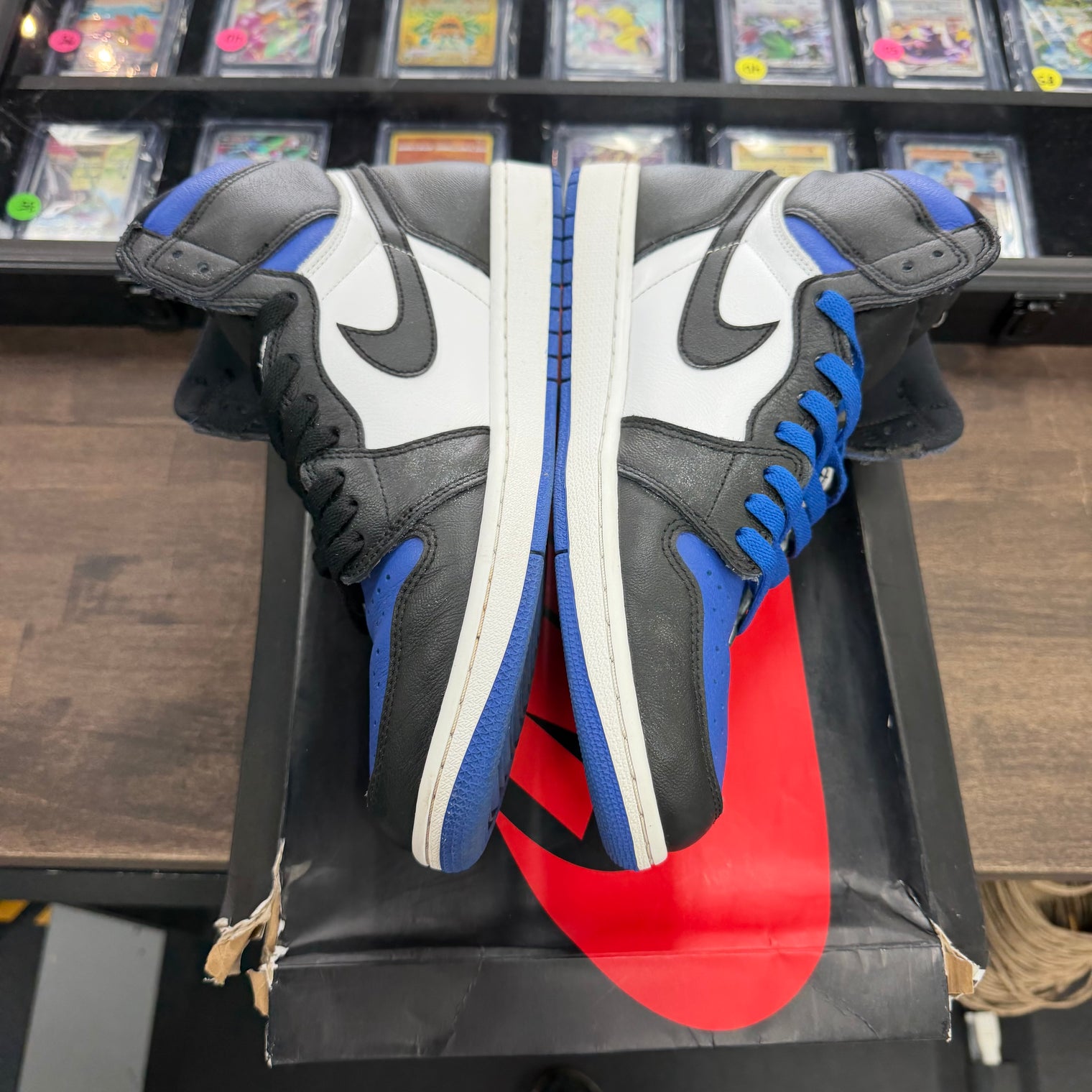 Royal Toe Jordan 1 High Retro (USED)