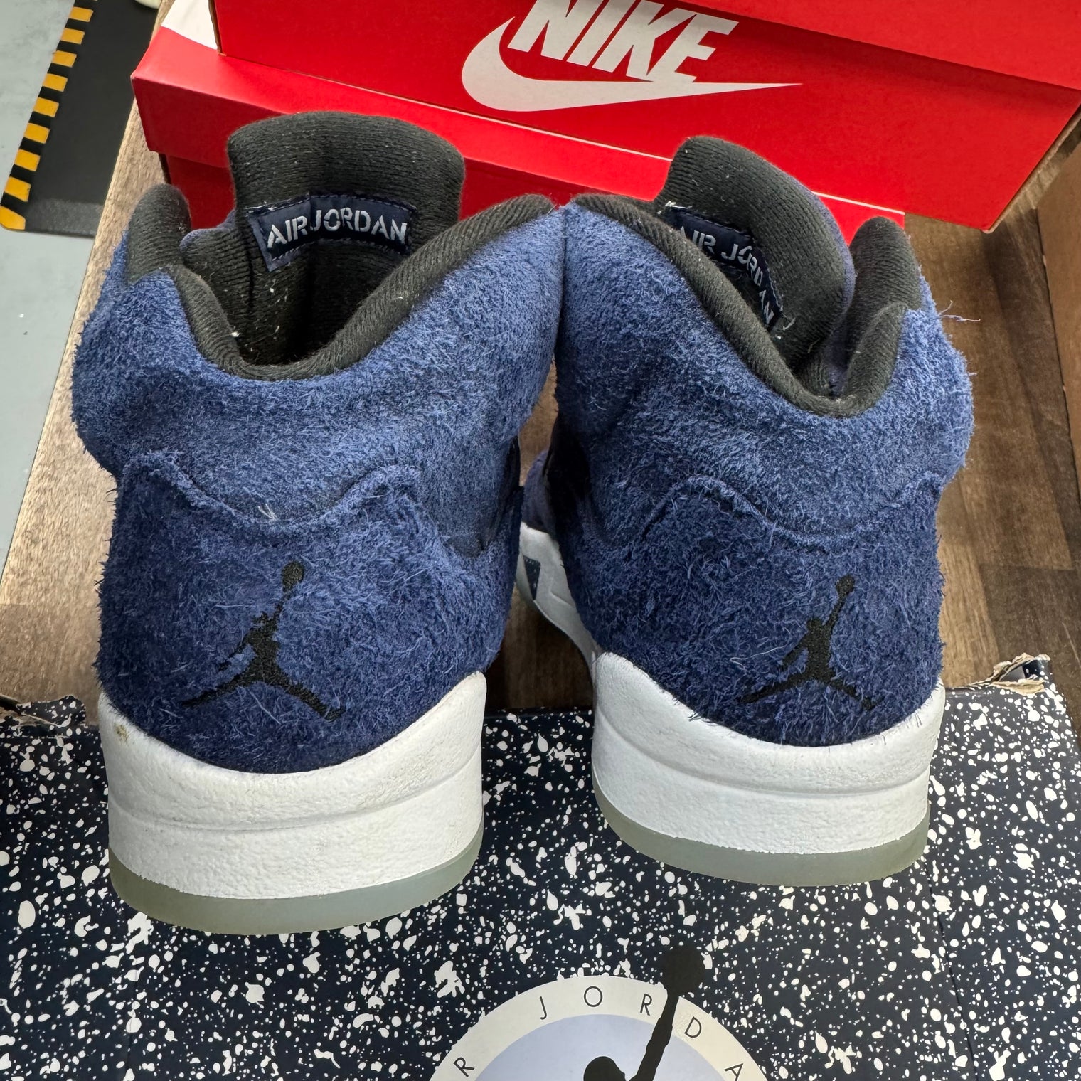 Georgetown Jordan 5 Retro (USED)