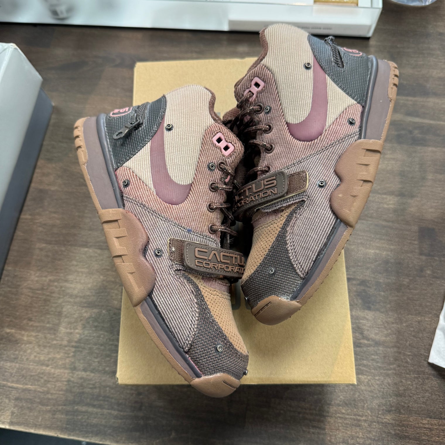 Wheat Travis Scott Air Trainer 1 SP (USED)