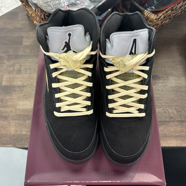 Dusk A Ma Maniere Jordan 5 (USED)