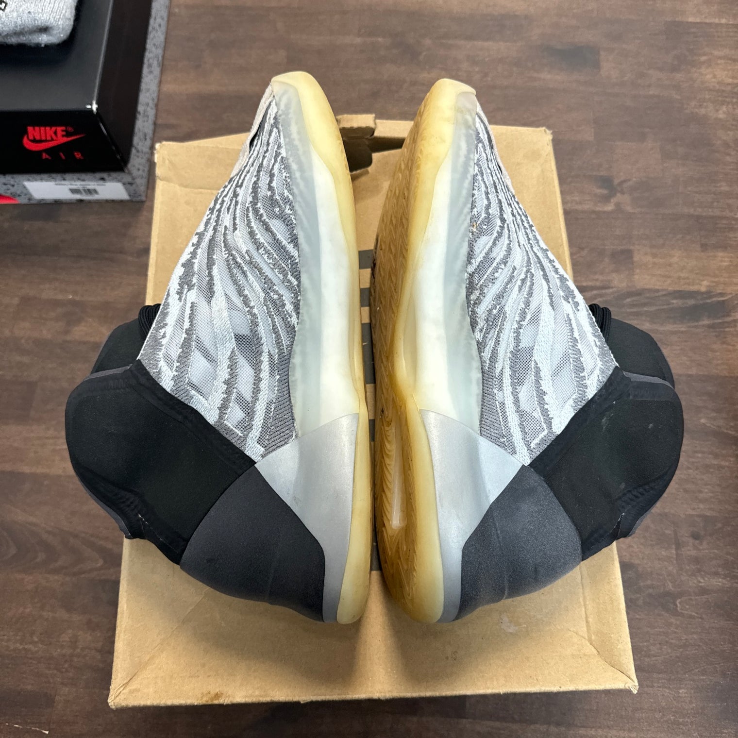 Adidas Quantum Lifestyle Model (USED)