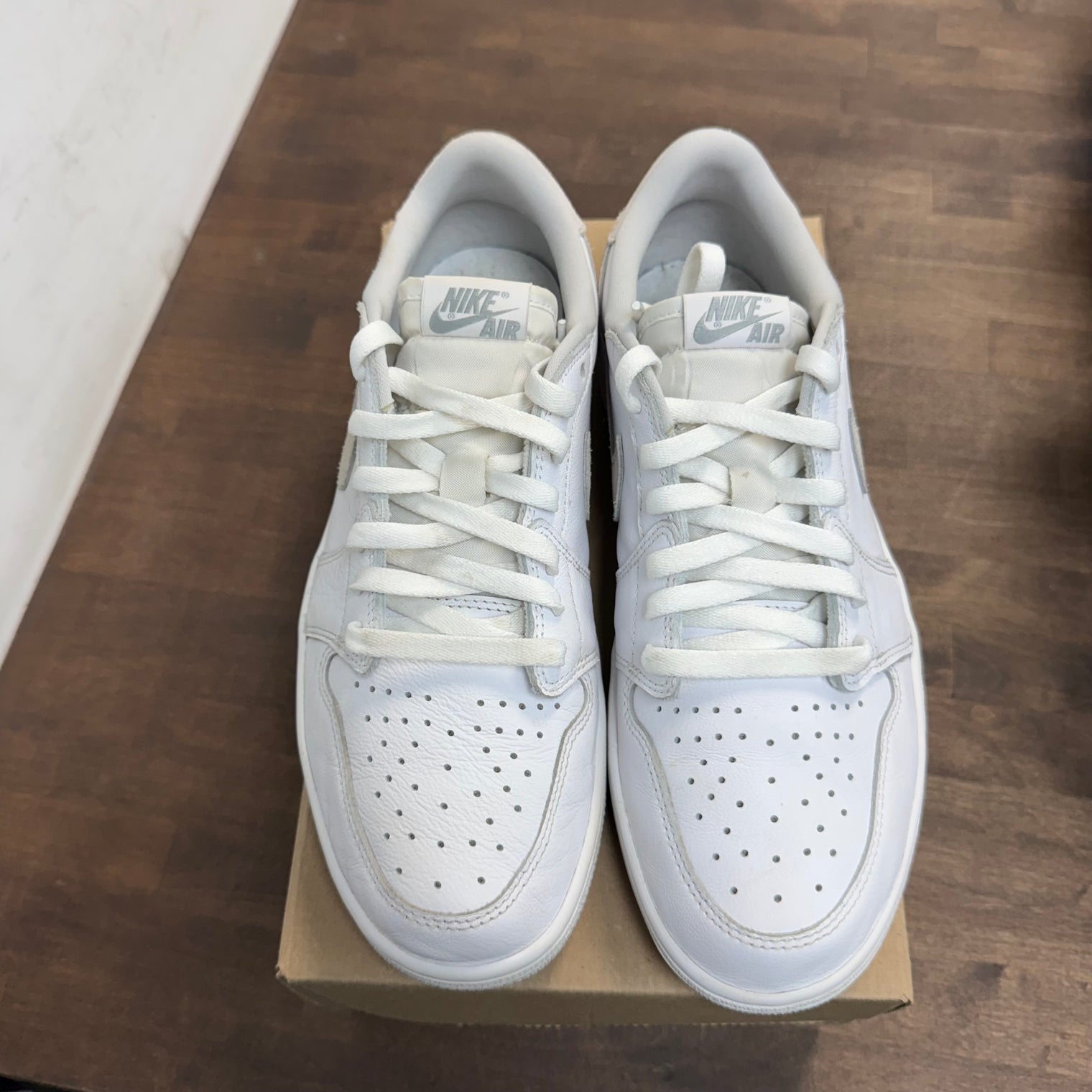 Neutral Grey Jordan 1 Low OG (USED, No Box)