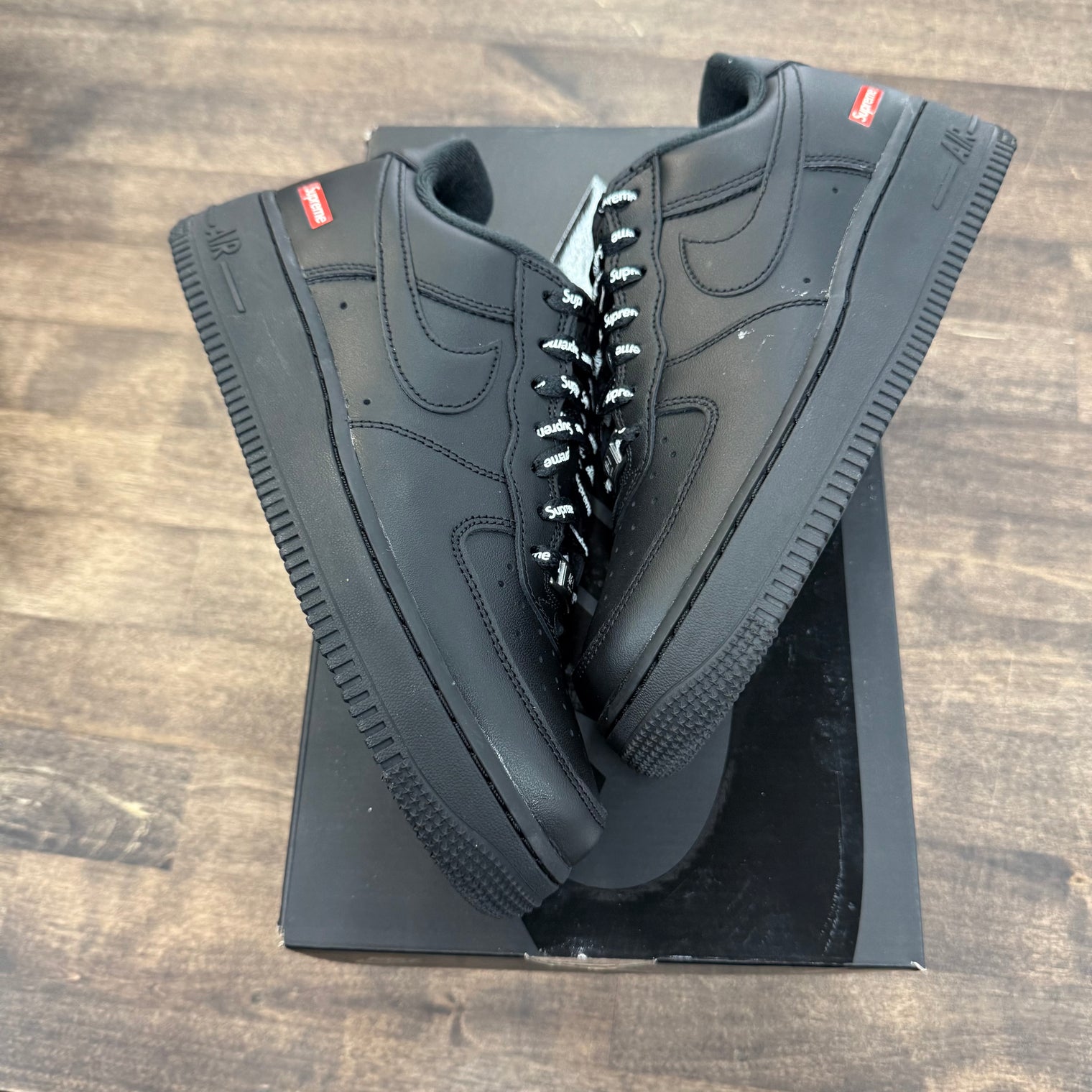Black Supreme Air Force 1 Low (USED)