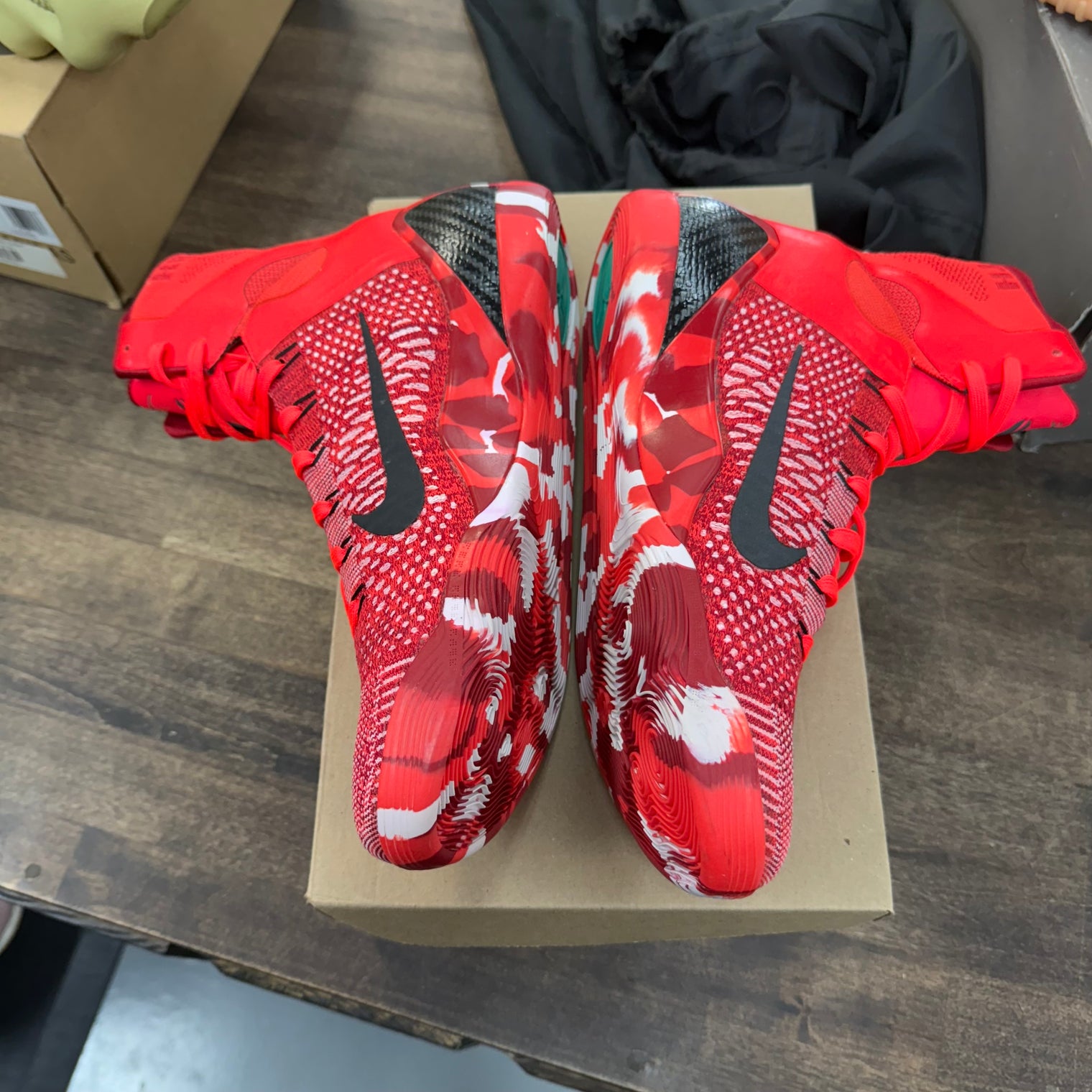 Christmas Elite 9 2014 (USED, No Box)