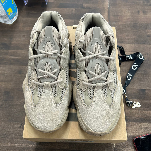 Taupe Light Yeezy 500 (USED)