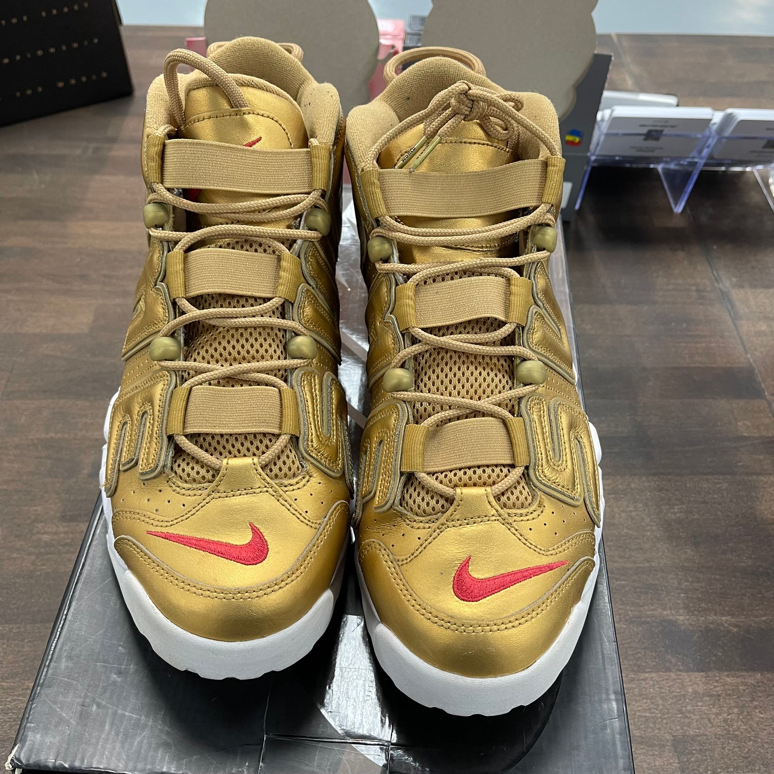Supreme Uptempo Gold (USED)