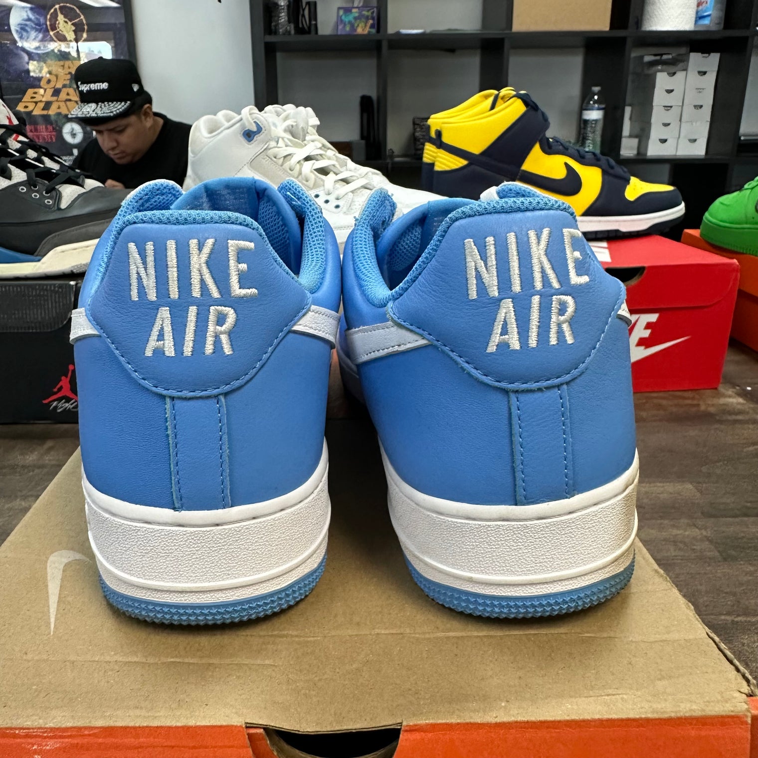 Color of the Month University Blue Nike Air Force 1 07 Retro (USED)