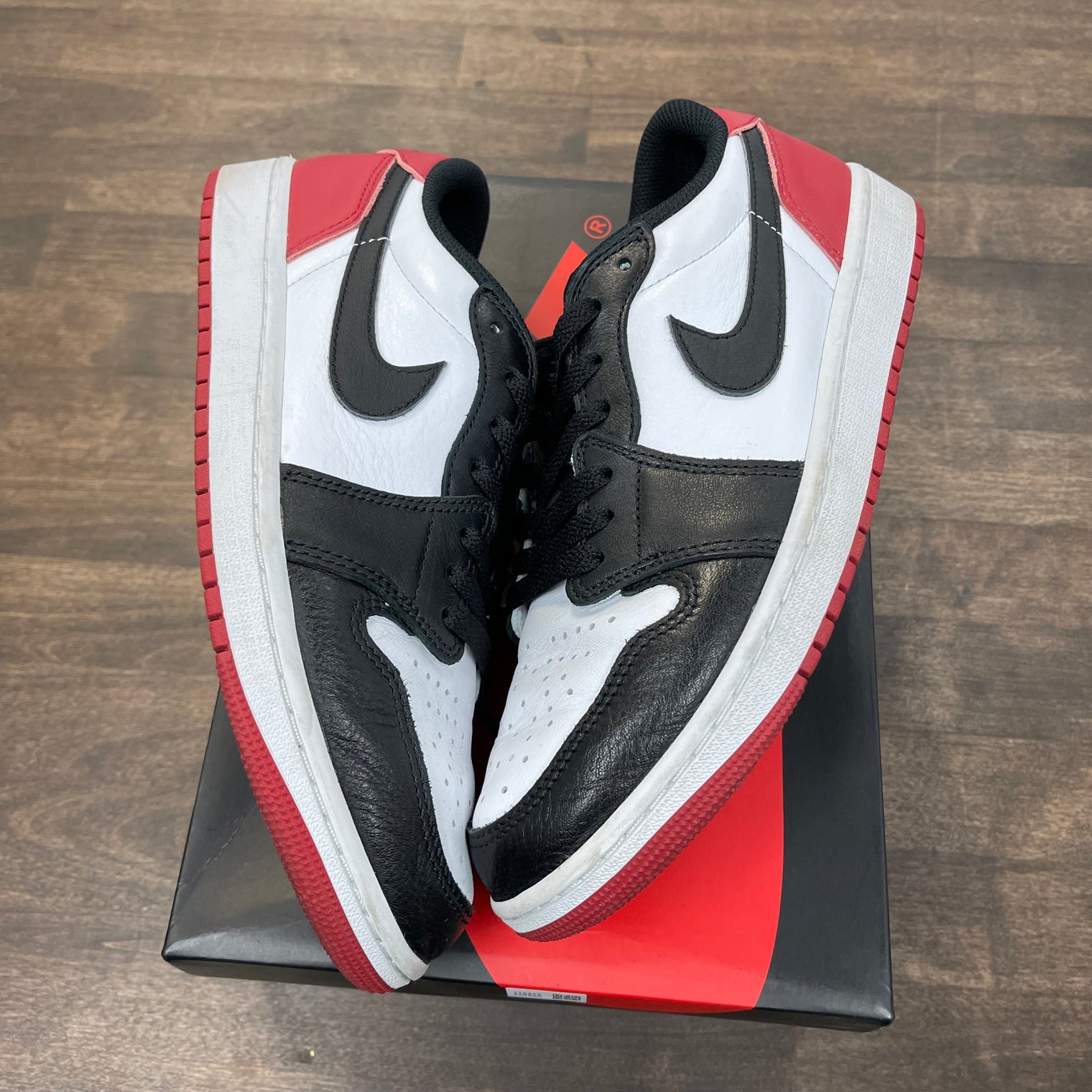 Black Toe Jordan 1 Low OG (USED)