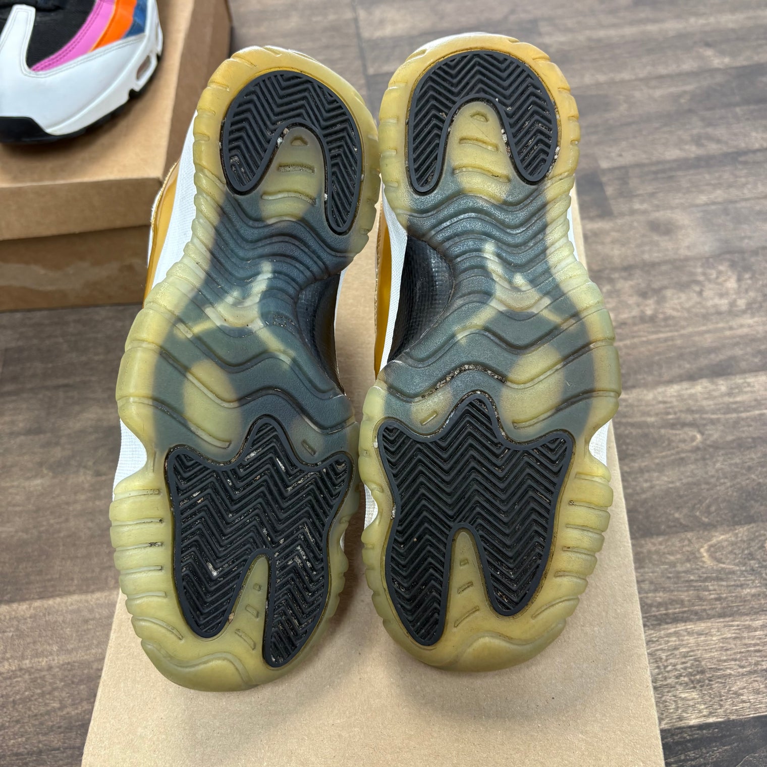 Closing Ceremony Jordan 11 Low (GS) (USED, No Box)