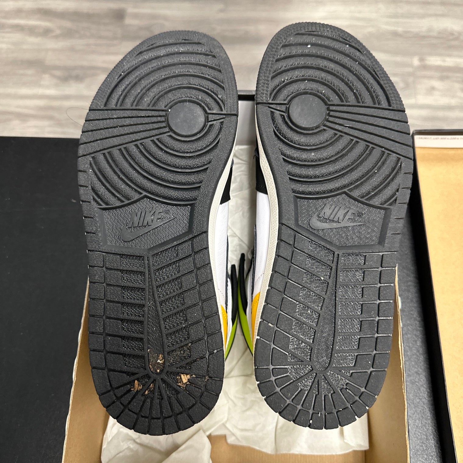 Volt Jordan 1 High (USED)
