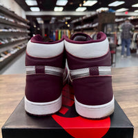 Bordeaux Jordan 1 High (USED)