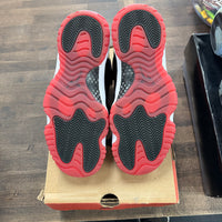 Bred Jordan 11 Low Retro (2025) (USED)