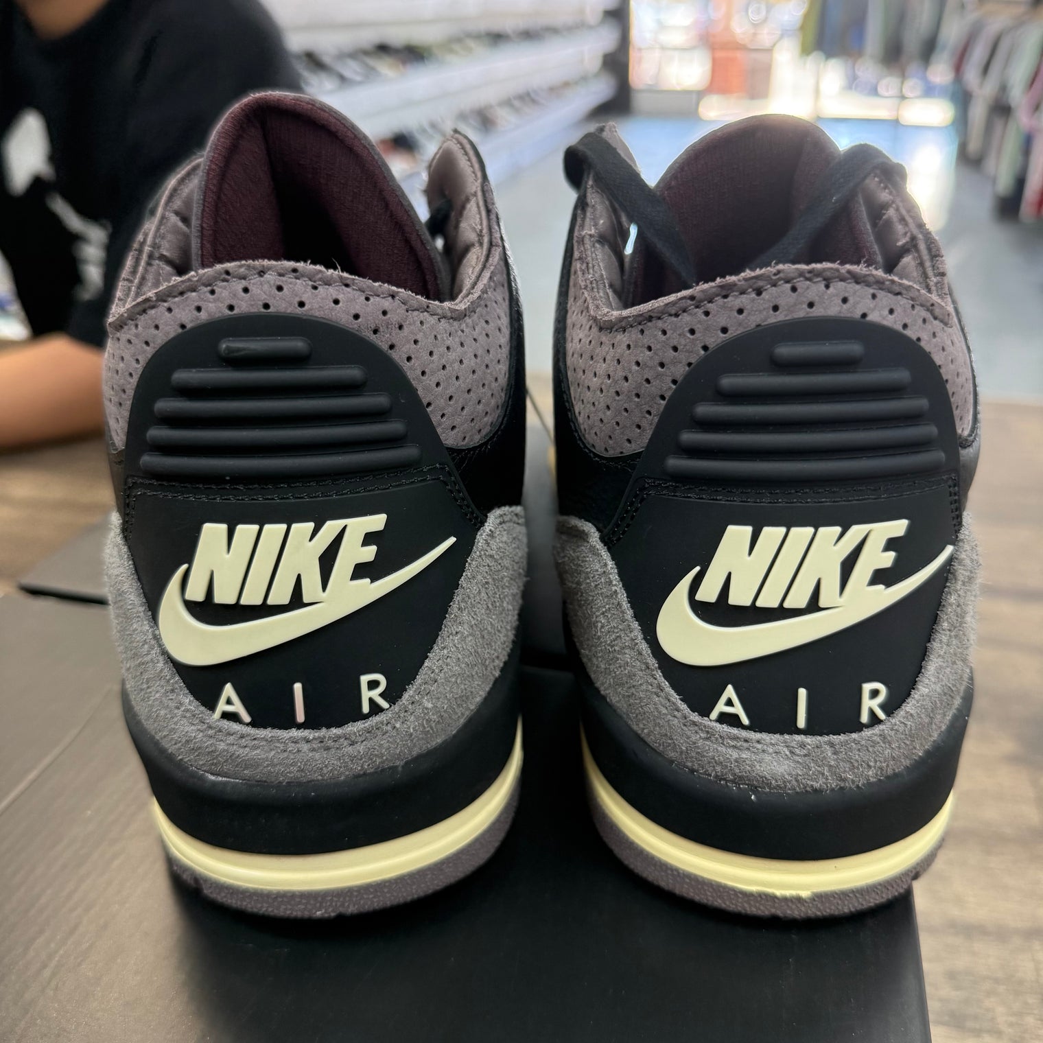A Ma Maniere While You Were Sleeping Jordan 3 Retro (W) (USED)
