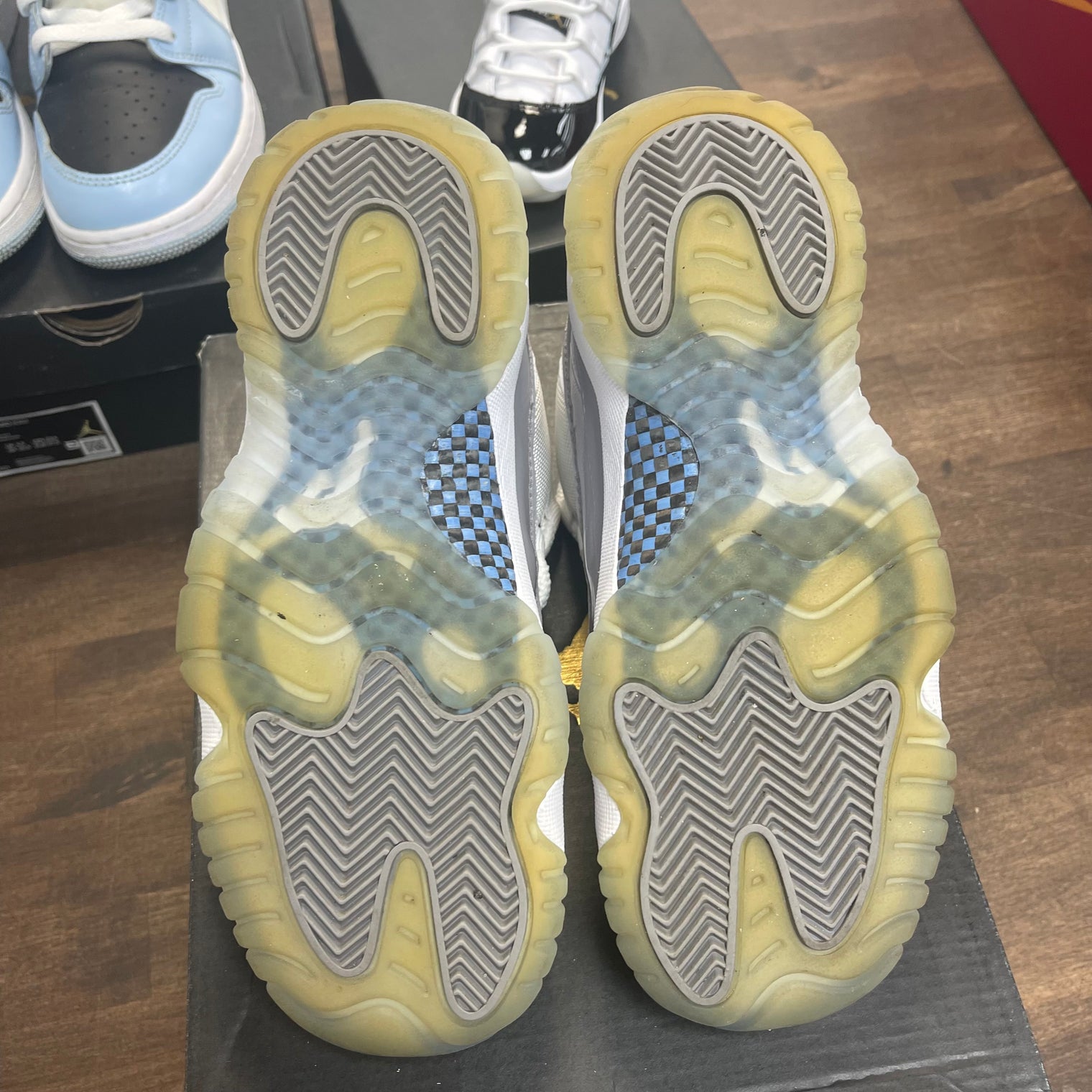Cement Grey Jordan 11 (GS) (USED)