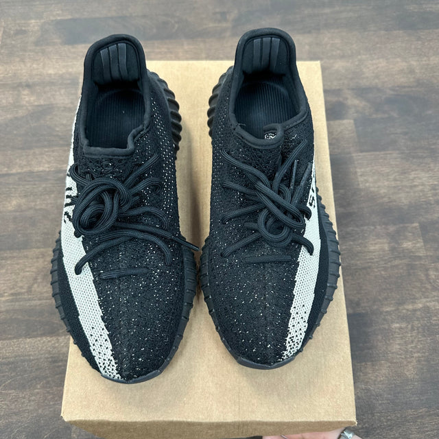 Oreo Yeezy 350 Boost (USED, NO BOX)
