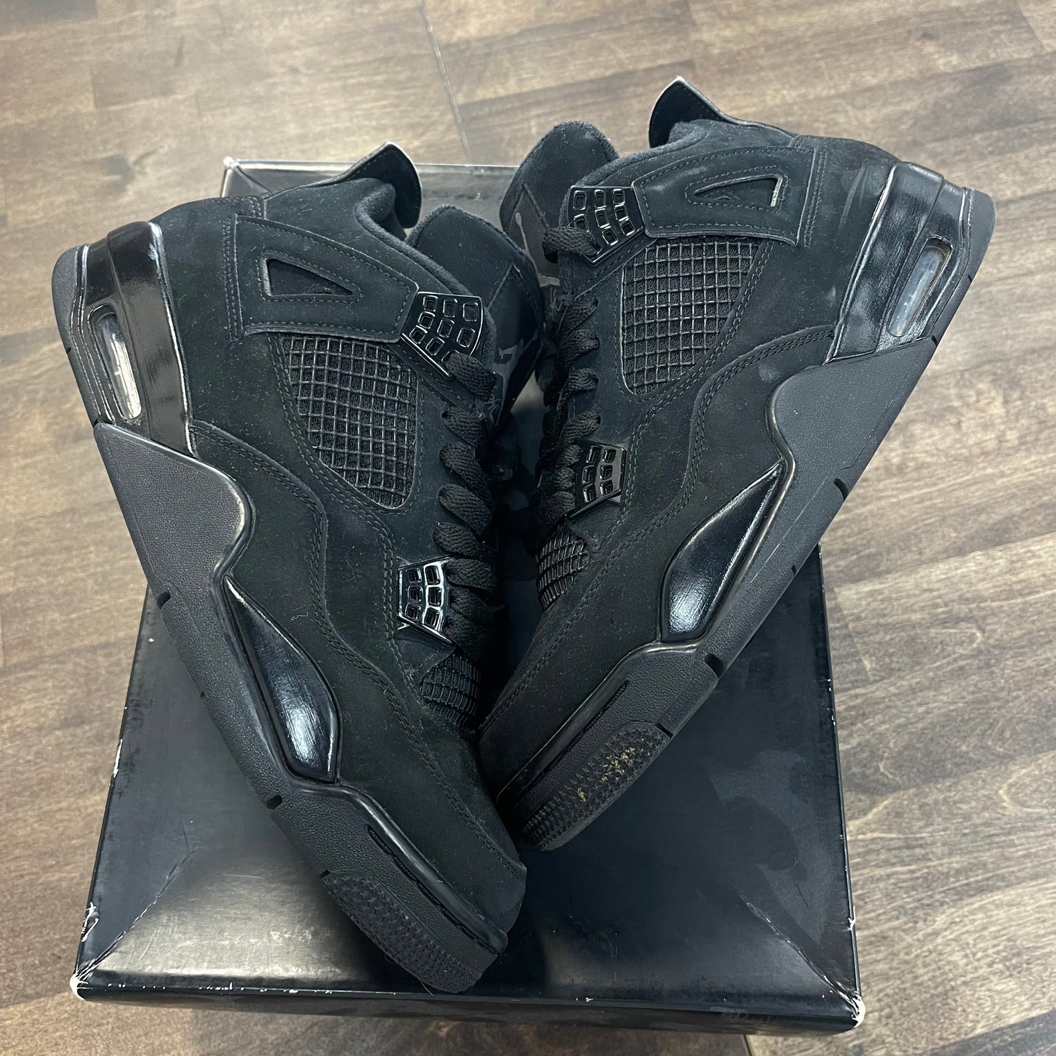 Black Cat Jordan 4 (2020) (USED)