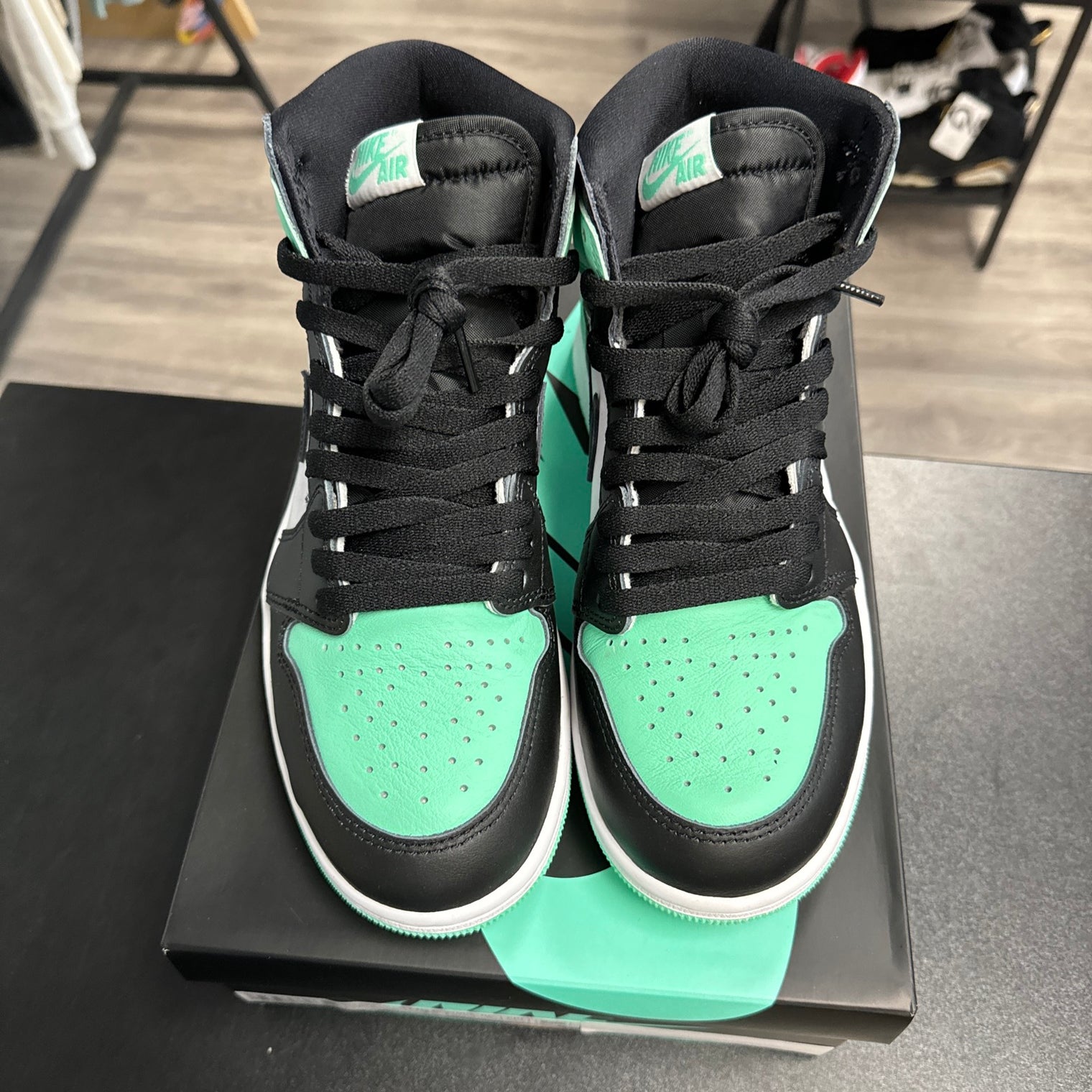Green Glow Jordan 1 High (USED)