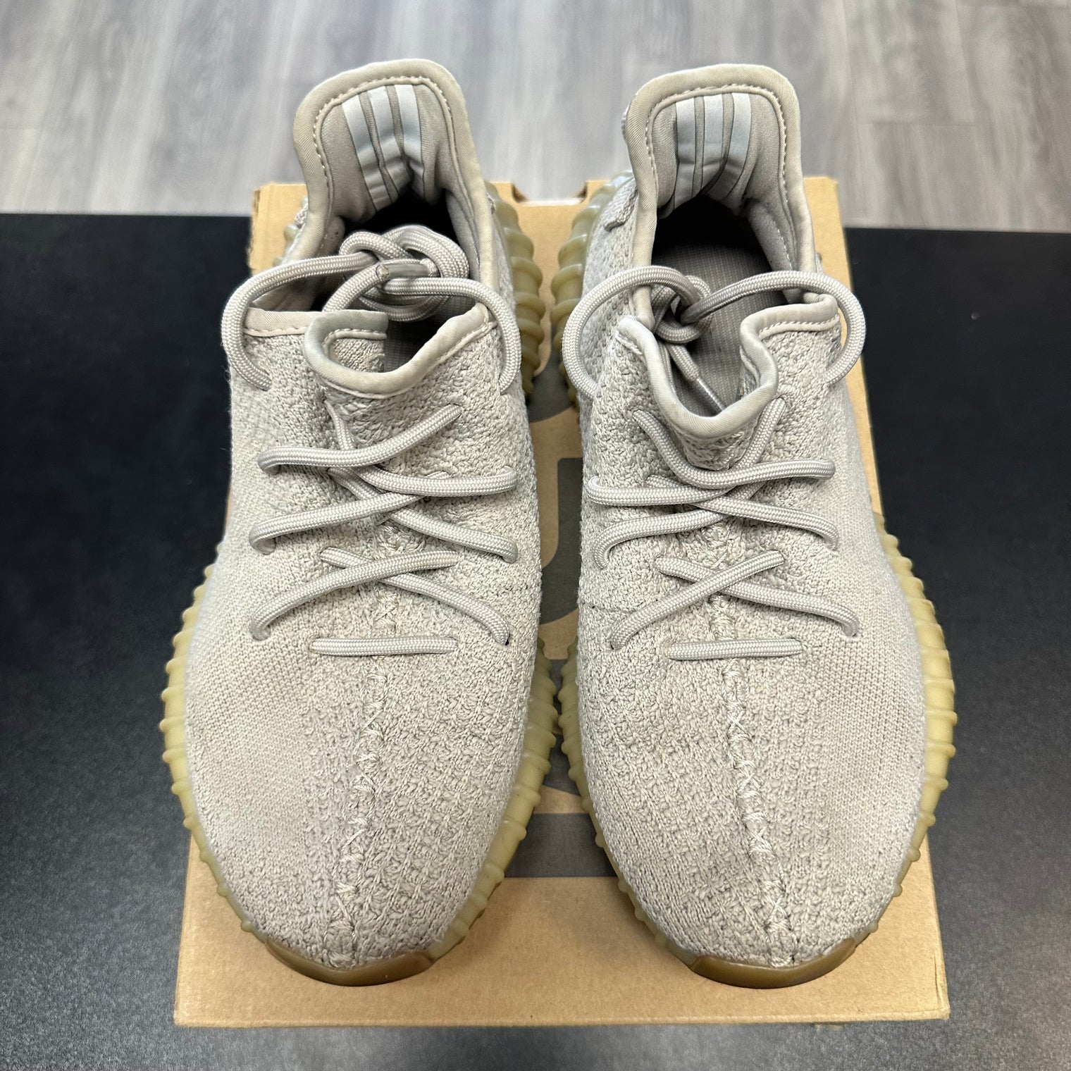 Sesame Yeezy 350 (USED)