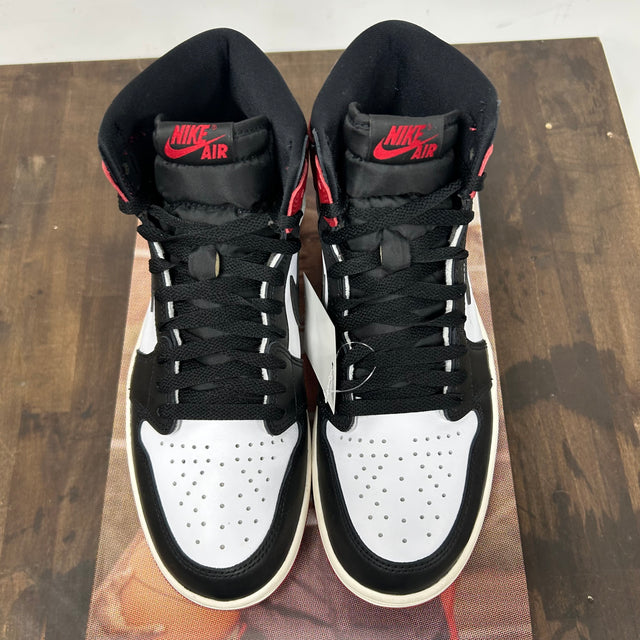 Black Toe Reimagined Jordan 1 High (USED)