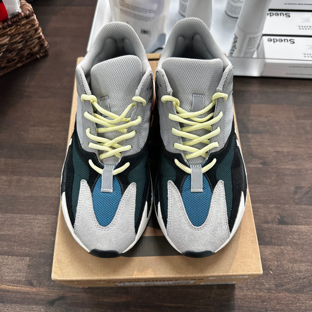 Wave Runner Yeezy 700 (USED)