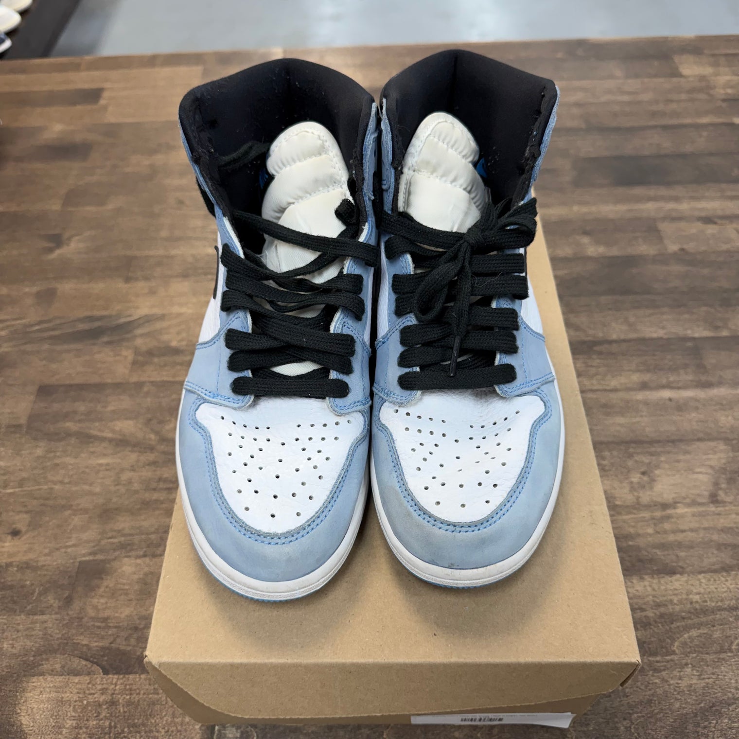 University Blue Jordan 1 High OG (USED, No Box)