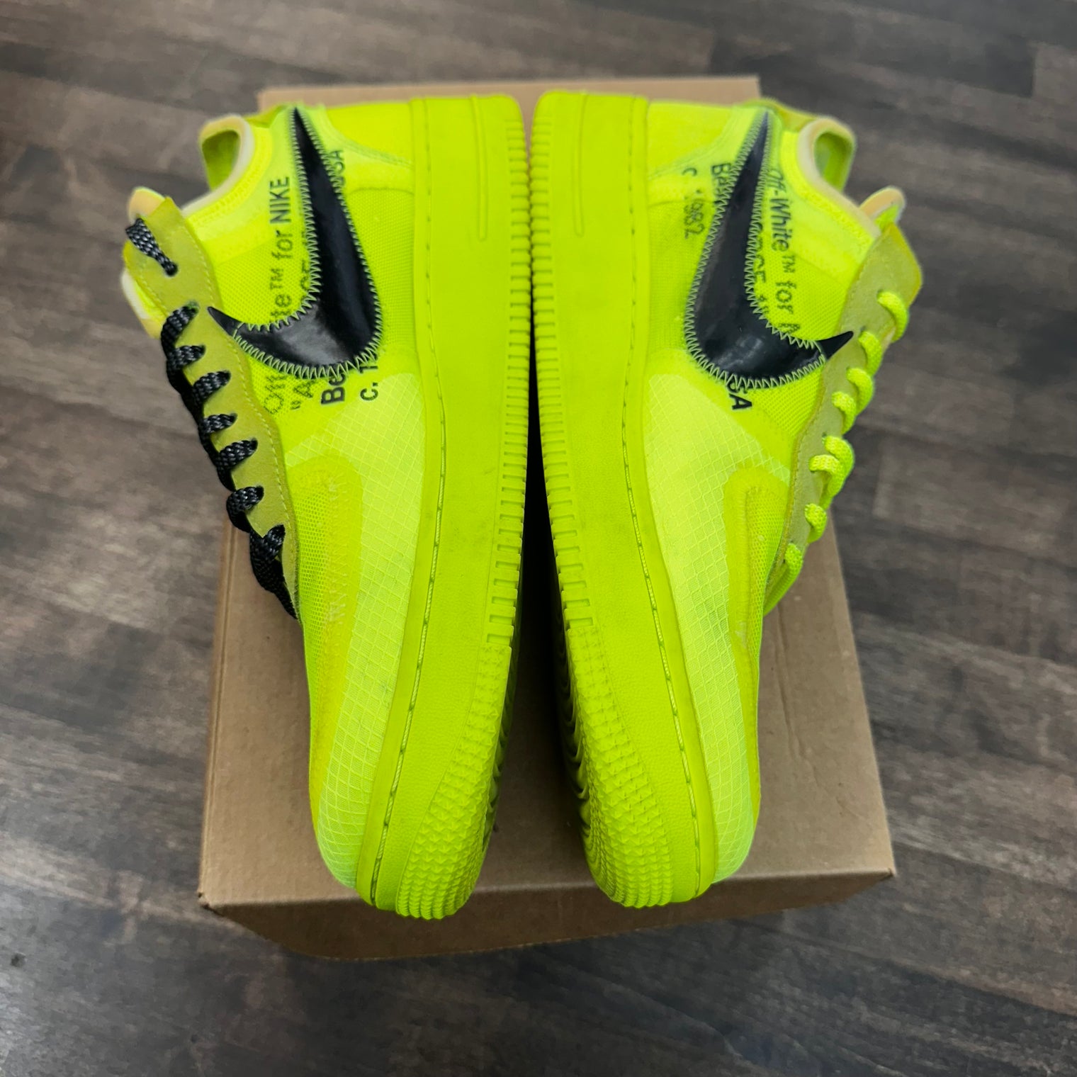 Volt Off-White Nike Air Force 1 (USED,No Box)