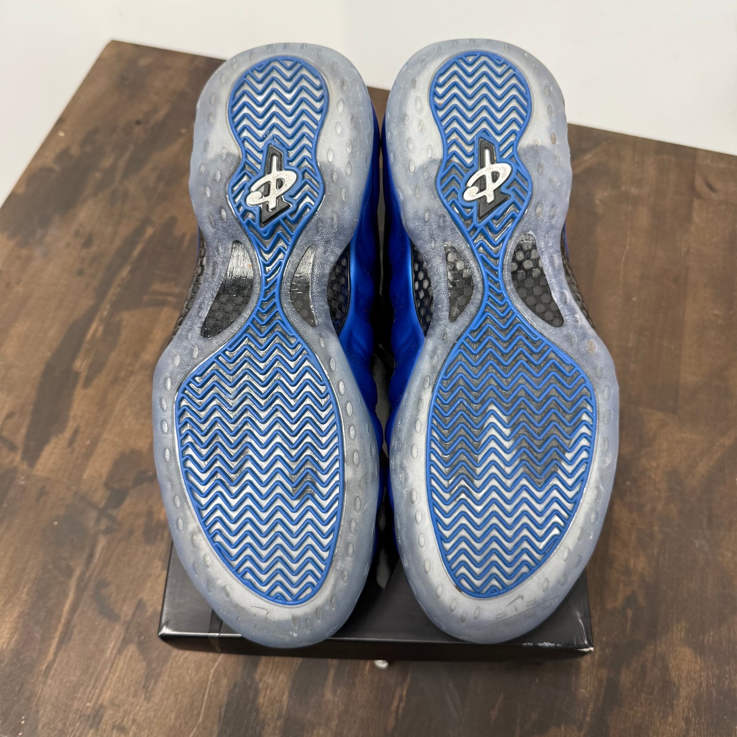 Blue Royal 20th Anniversary Foamposite (2017) (USED)